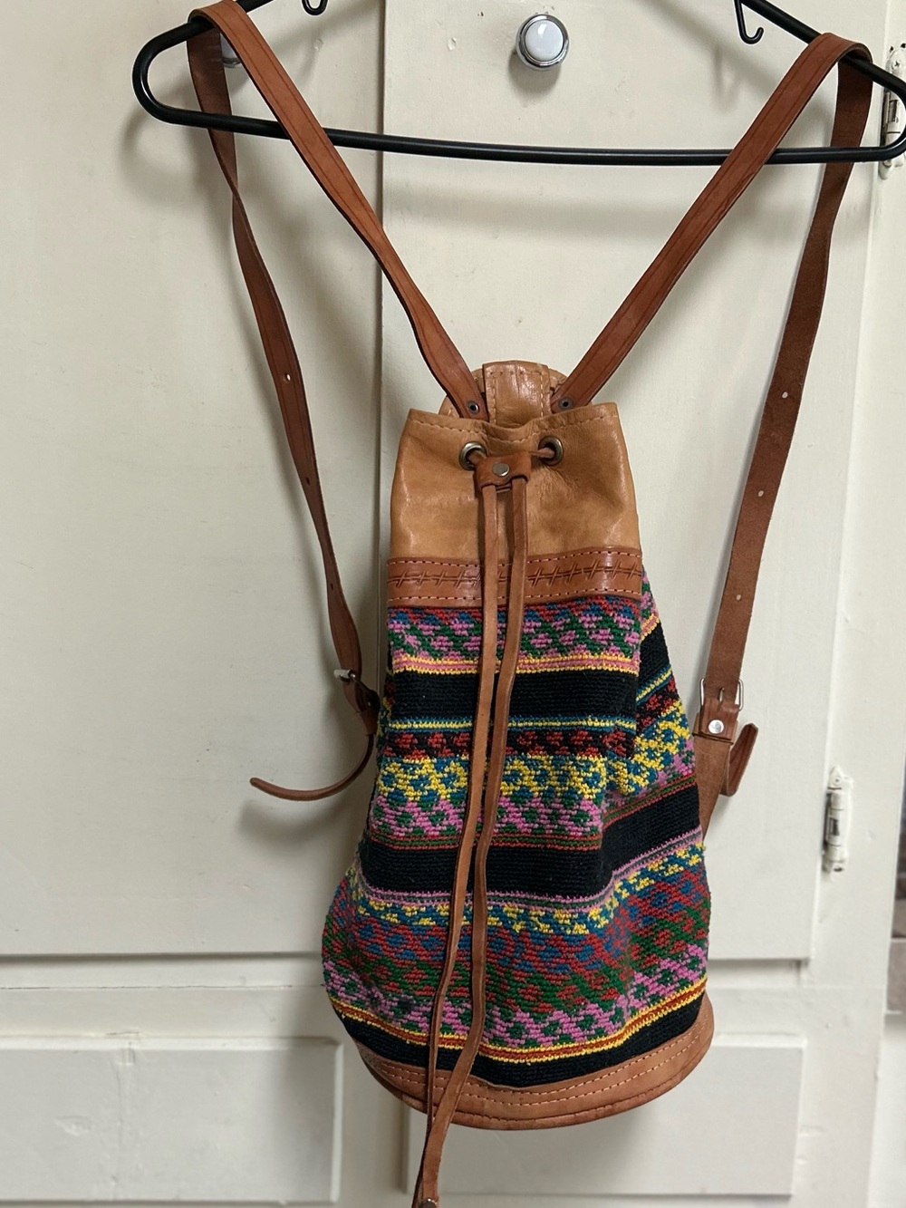 Vintage Bucket Backpack Drawstring Bag Leather Tribal Aztec Boho Festival 90’s - Picture 7 of 7